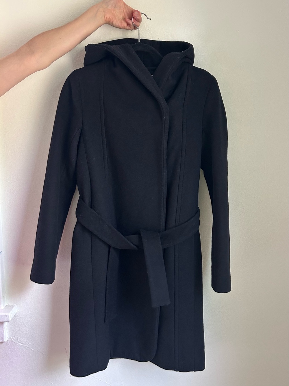 Aritzia Wilfred Black Hooded Wool Cashmere
Coat XS Belted Wrap Coat